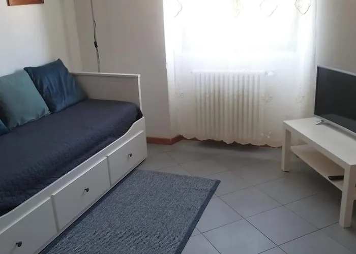 Monolocale Antica Argenteria Stazione E Centro A Due Passi ורצ'לי